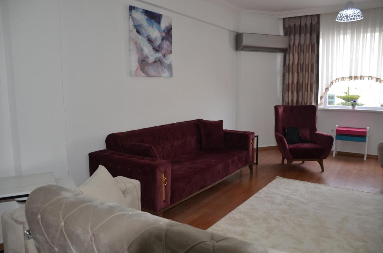 Appartement cosy et tout équipé au cœur d'Antalya Extérieur photo